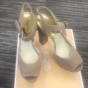Brand New Michael Kors London open toe